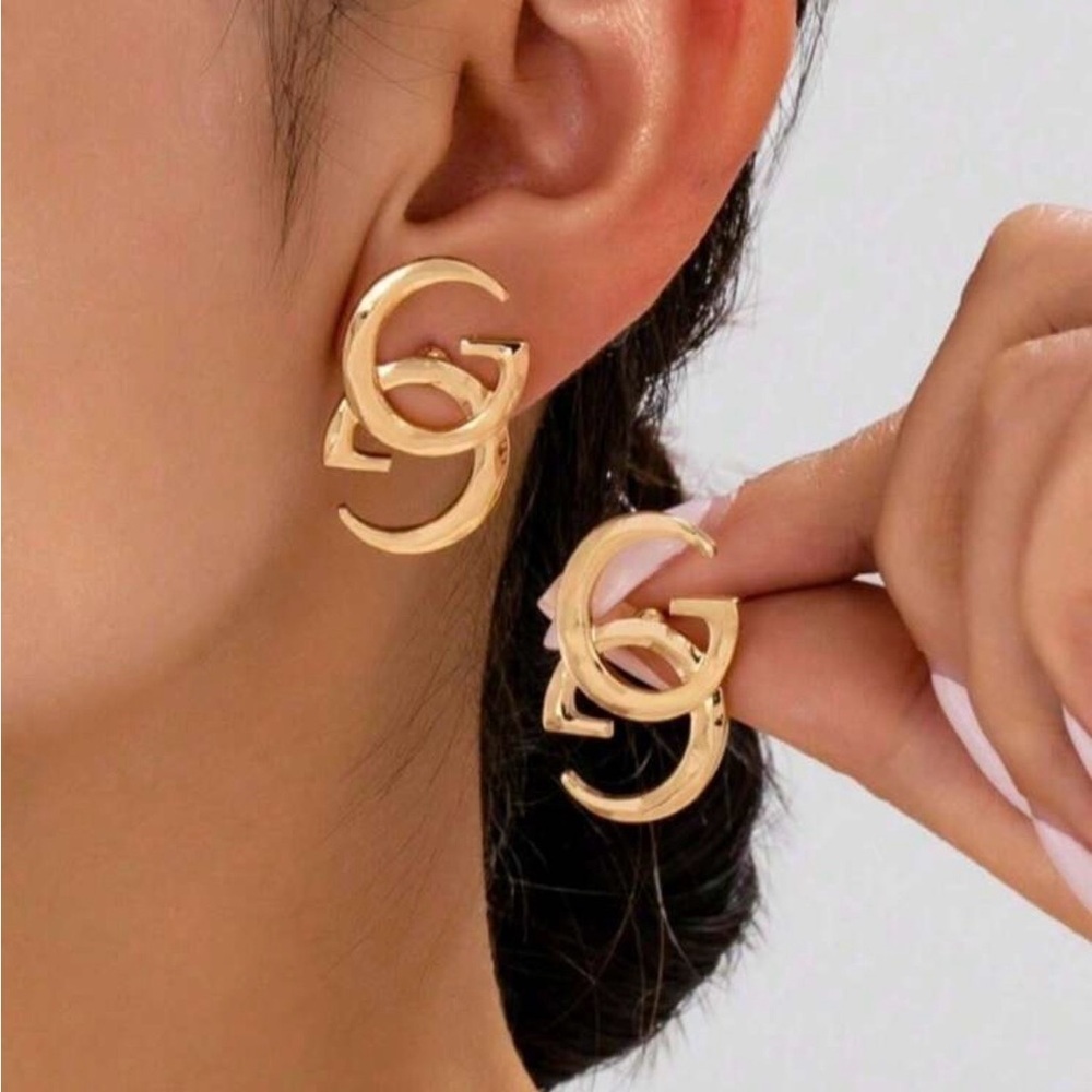 Chic Gold-Tone High Fashion G Logo Letter Earrings